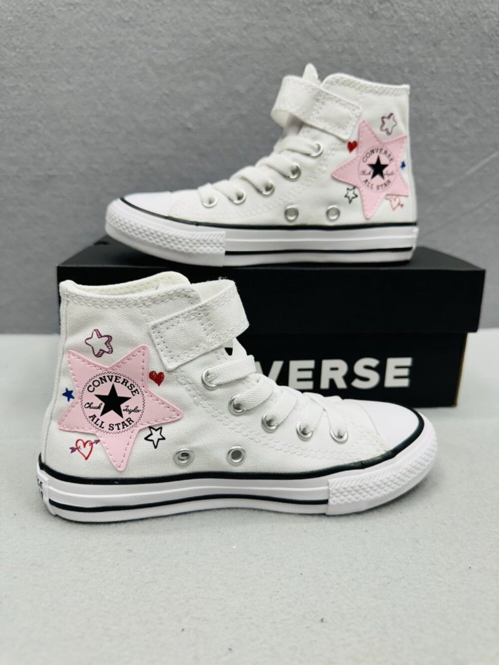 Converse Sneakers CTAS 1V Girls Size 2Y High Top White Pink Heart Print NIB